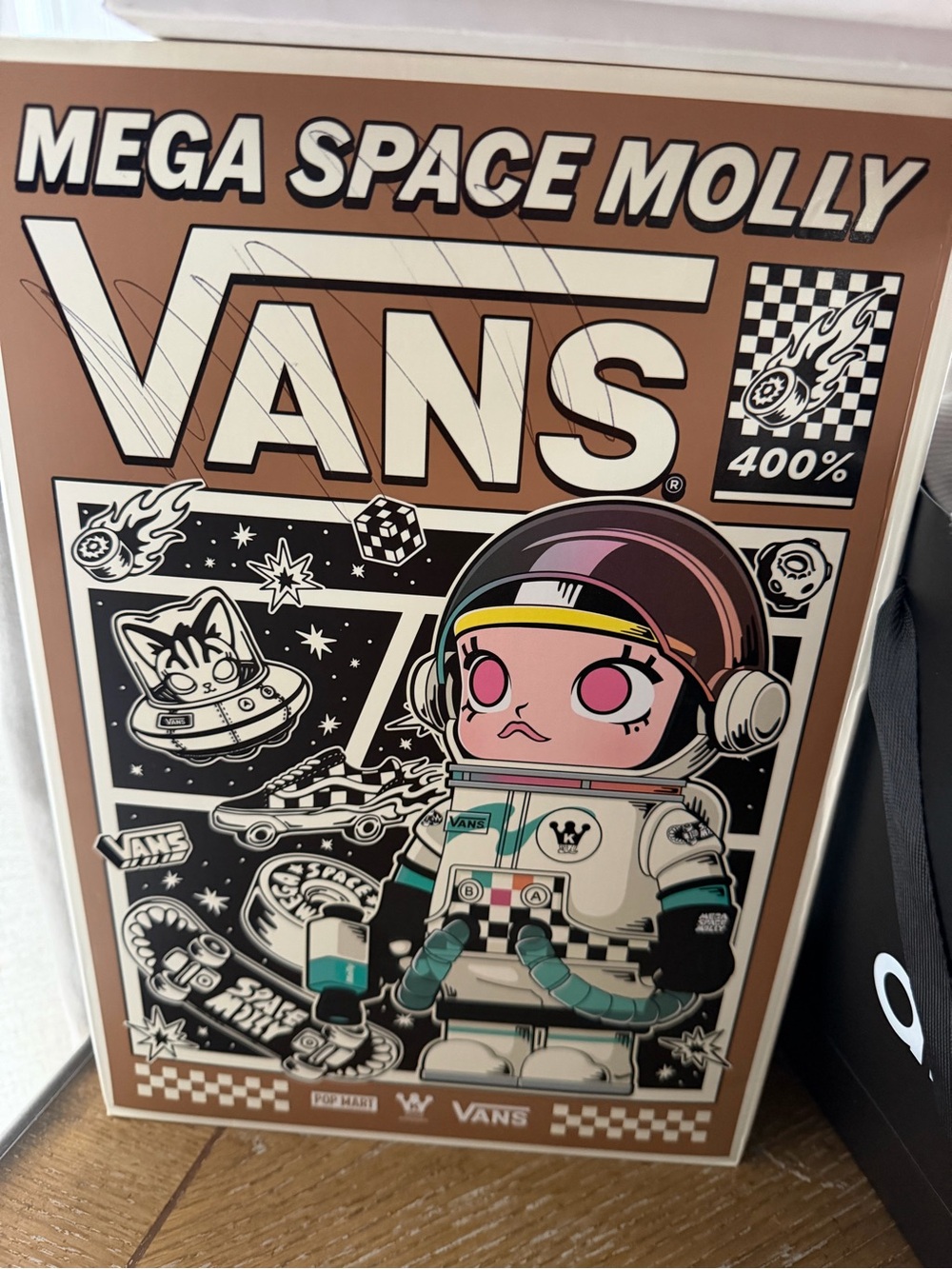 Vans Mega Space Molly Box – Black and Tan Graphic Packaging - Picture 5 of 5